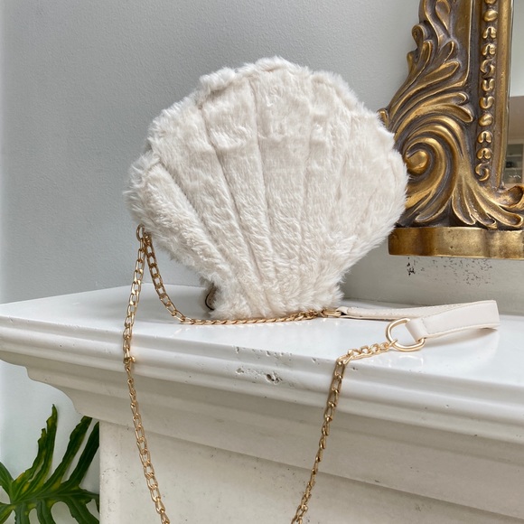 Sea shell 🐚 cross body bag - Picture 2 of 5